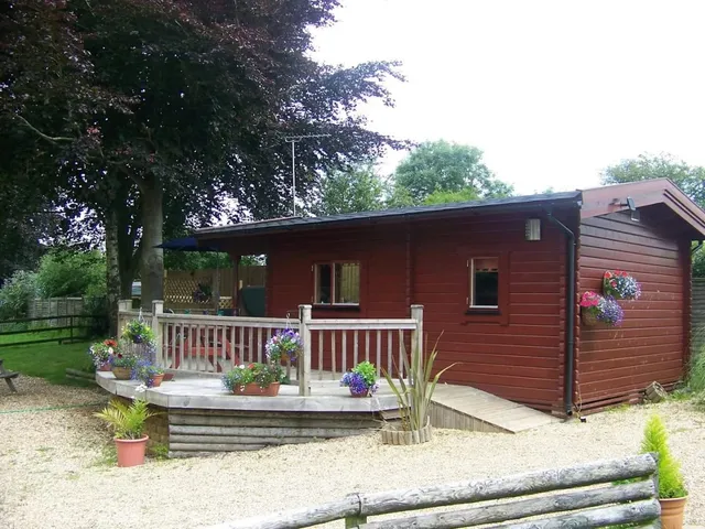 Cypress Log Cabins in Godshill