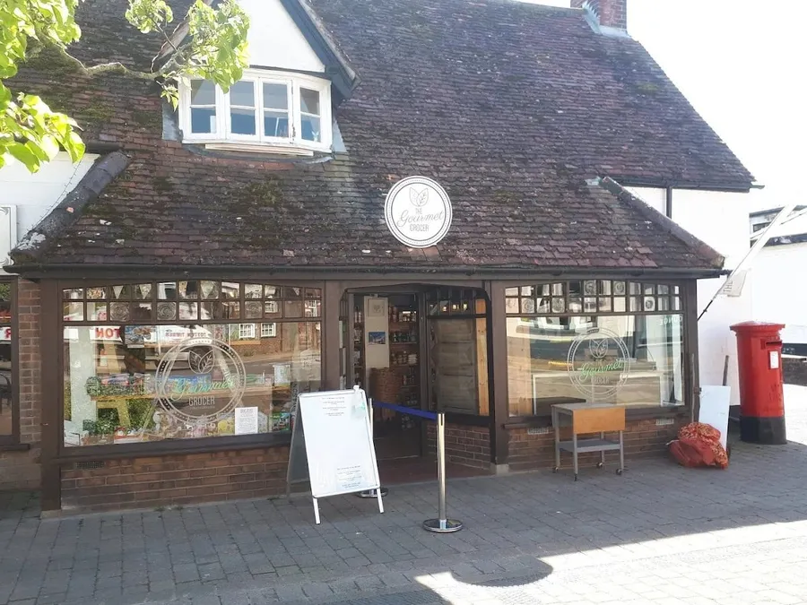 The Gourmet Grocer: Fresh Finds on Fordingbridge High Street
