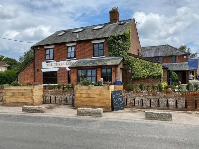 The Three Lions in Stuckton