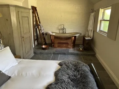 copper bathtub